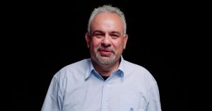 Tassos Perrakis – Eiwitten voor het volk